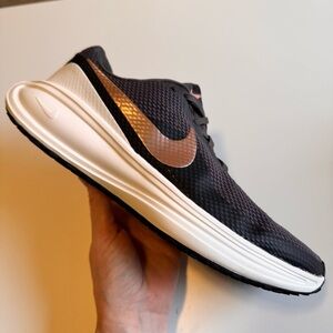 Nike Revolution 8 Road Running Shoes Dark Ash/Metallic Red Bronze Women’s sz 9.5